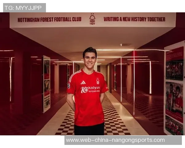 诺丁汉森林与雷丁激战成和比分揭晓精彩瞬间回顾